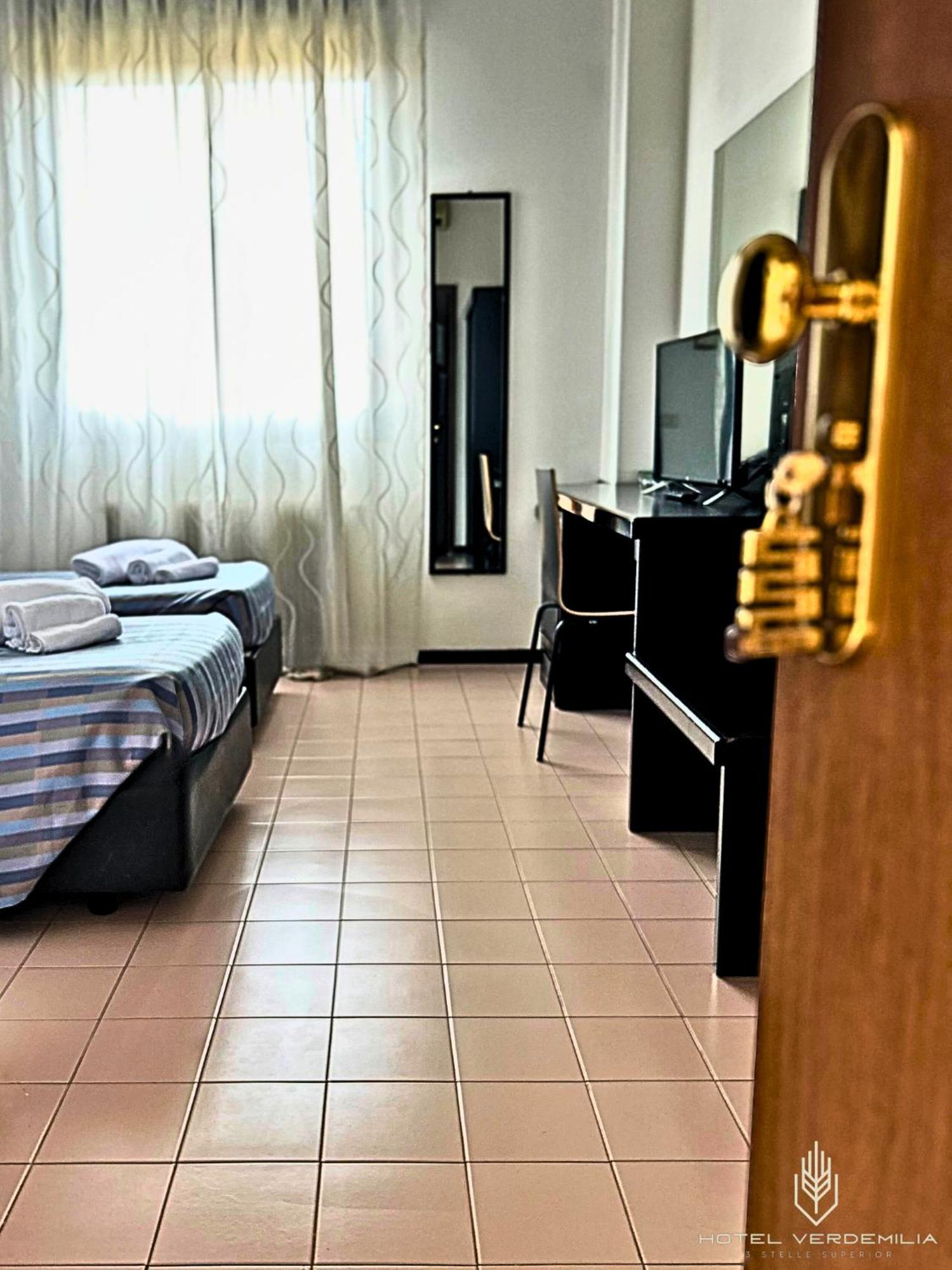 Verdemilia Hotel Anzola dell'Emilia Eksteriør bilde
